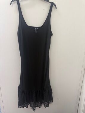 TSH Black Sleeveless Midi Dress with Lace Ruffle Hem